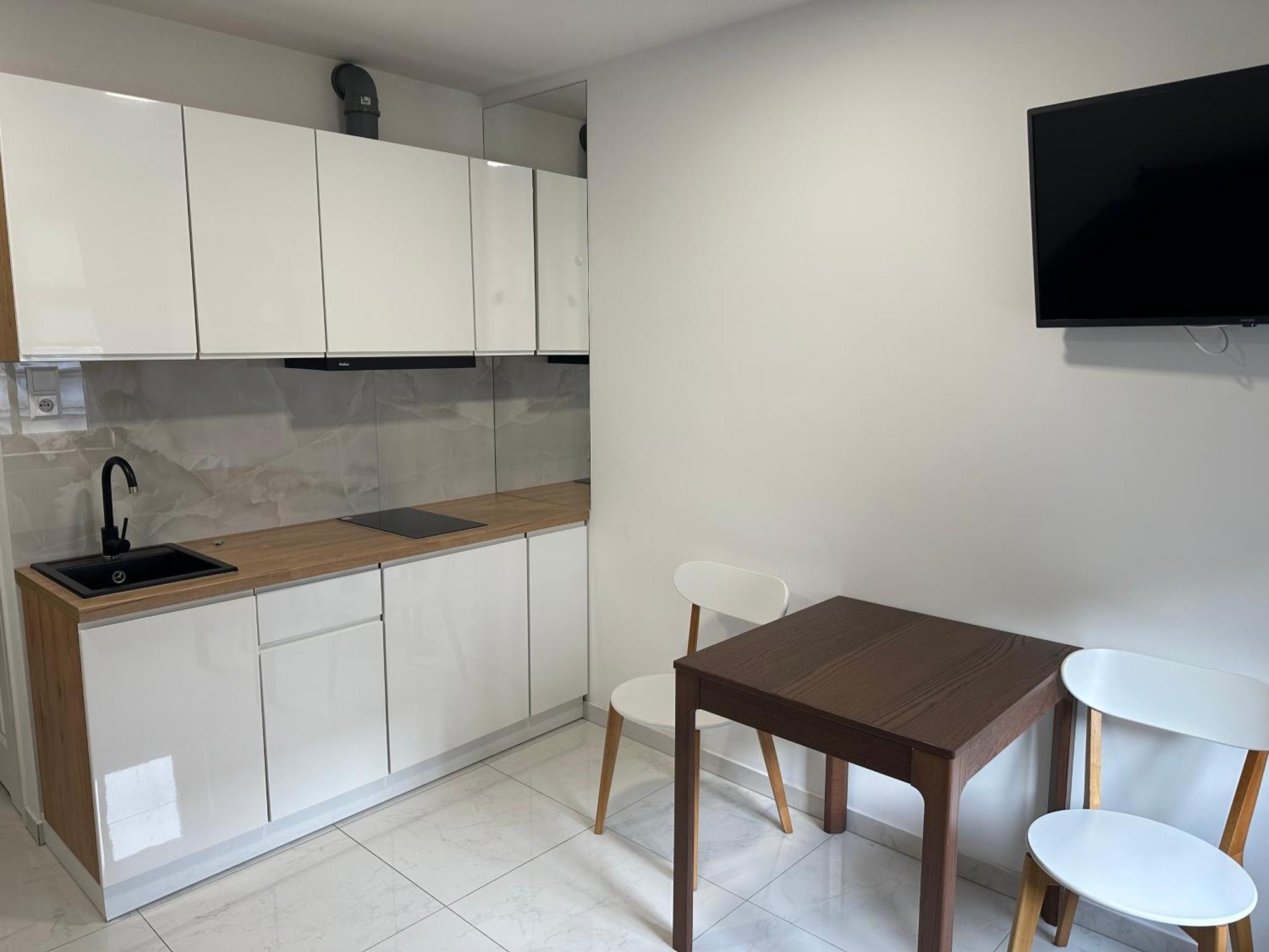 Moveen Corner South-east Exposition Apartment