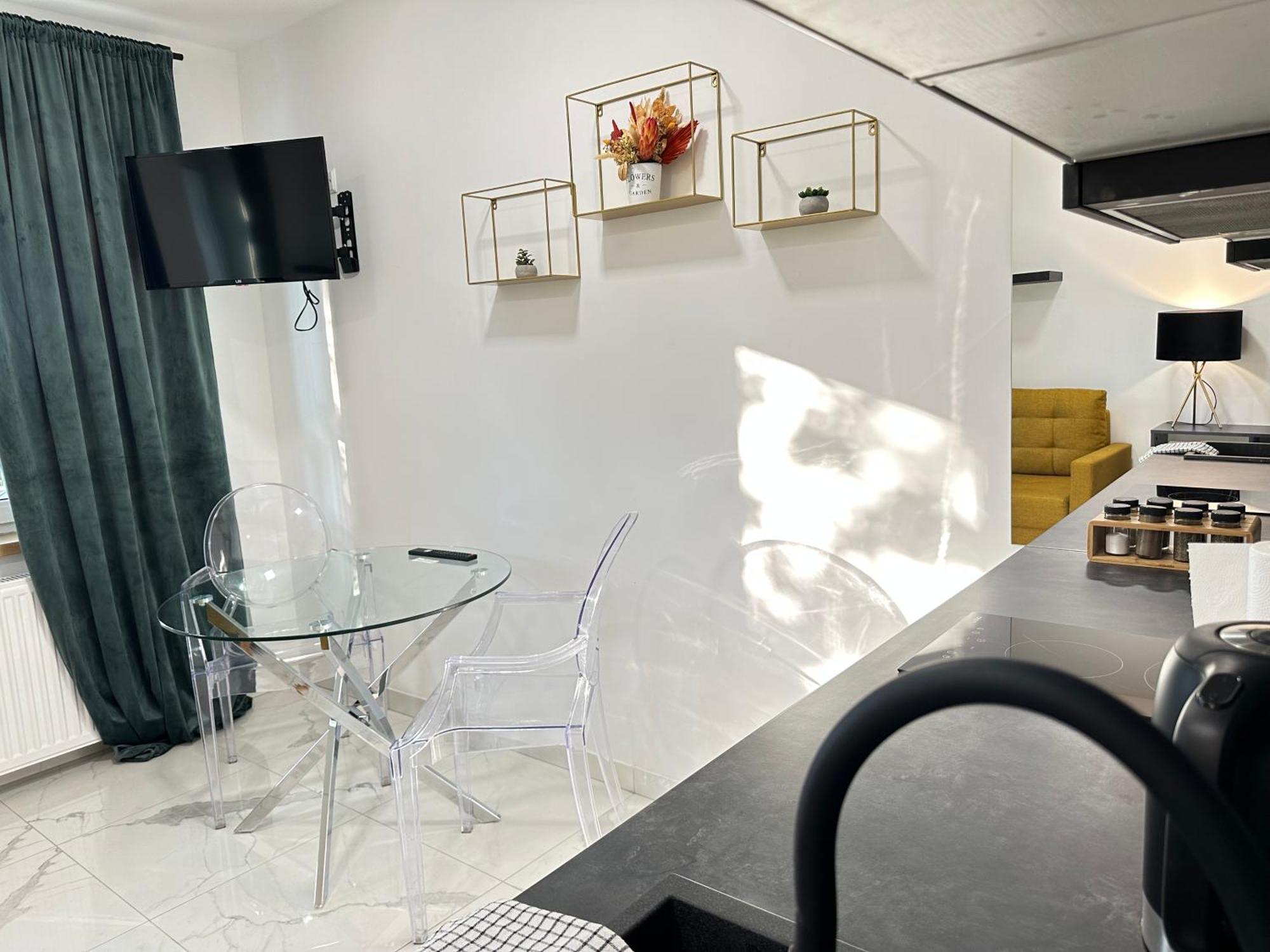 Moveen Corner South-east Exposition